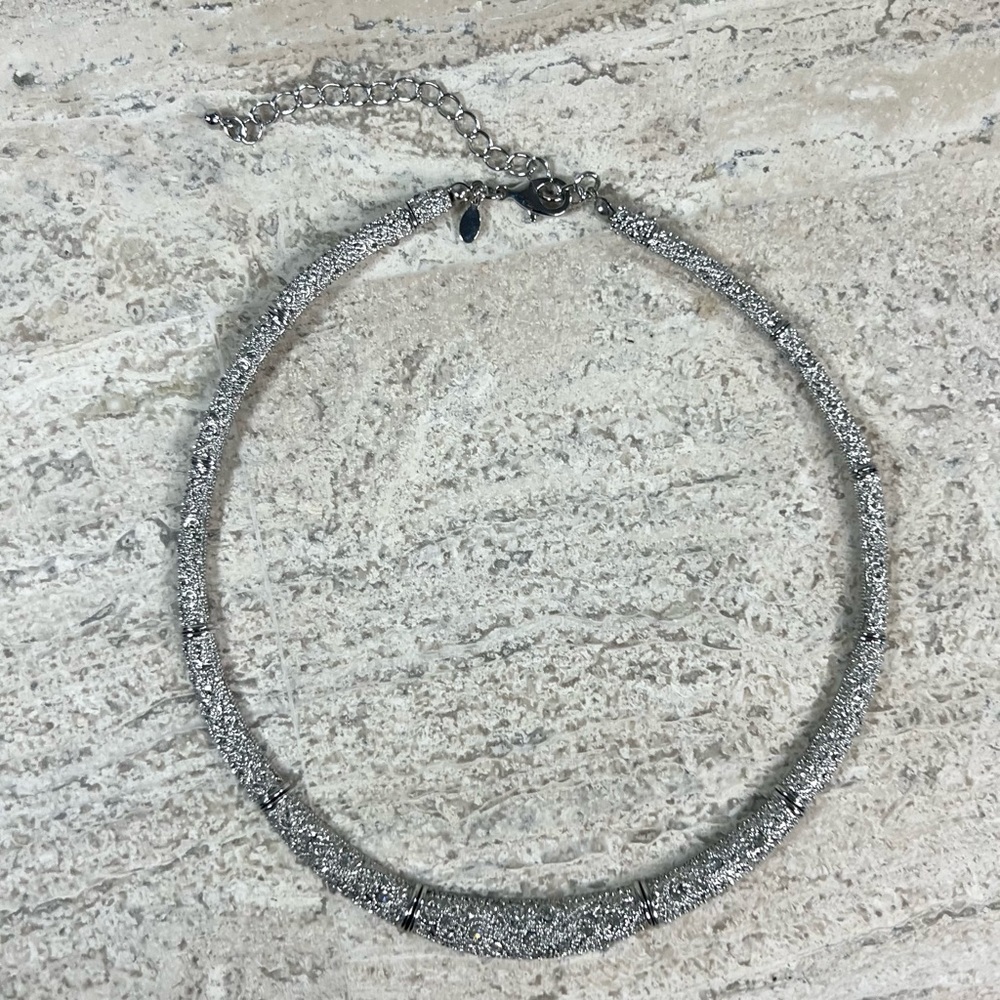 PREMIER DESIGNS Retired Heirloom Choker Silver
Tone Necklace with crysta… - Picture 3 of 5